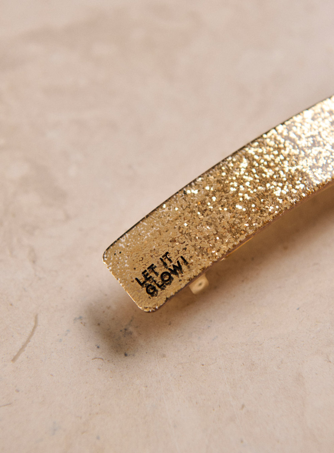 BARRETTE 9CM - PAILLETTE - DORE Petite Mendigote x 23DEGRES