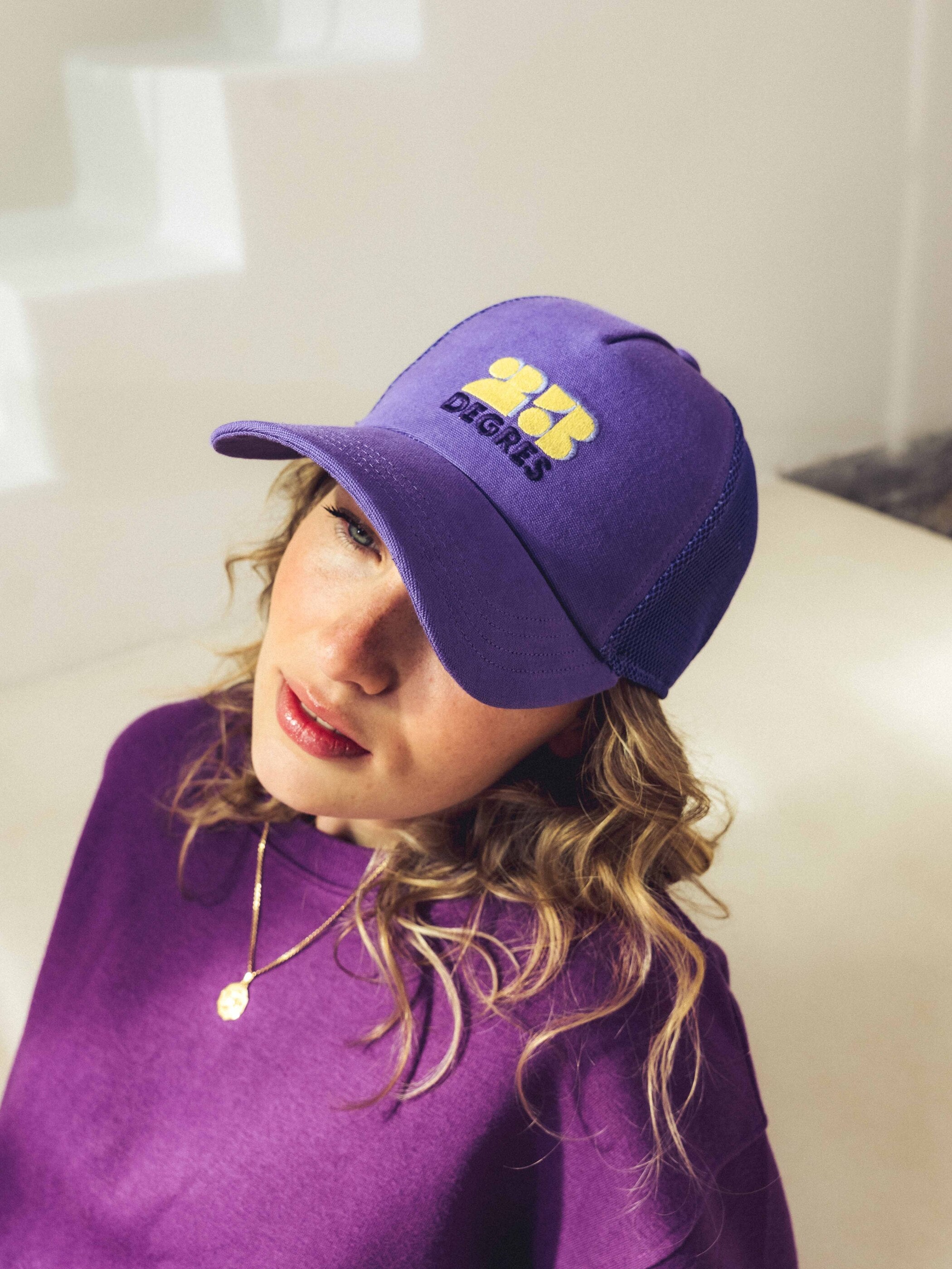 casquette violette eco-responsable