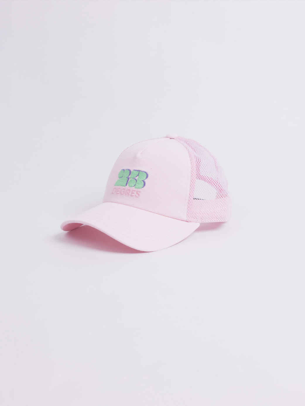 casquette rose pâle