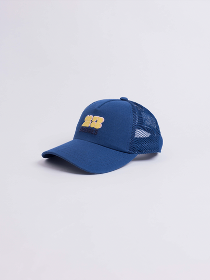 casquette avec filet bleu marine