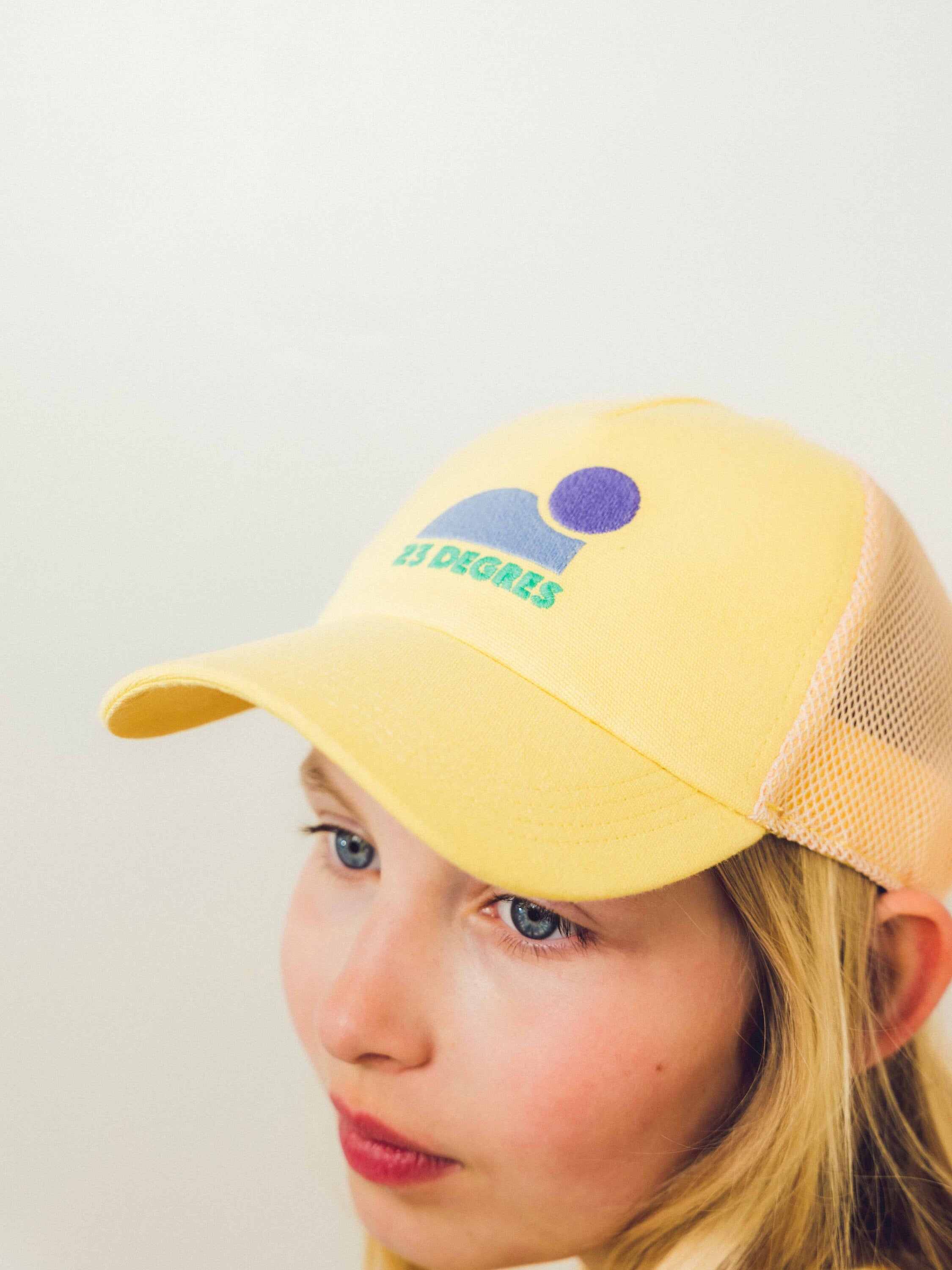 casquette jaune enfant série limitée